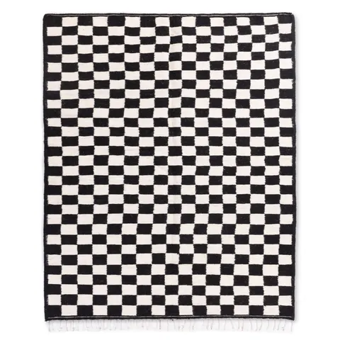 Kilim berbère Anergui beige et noir à damier — tapis kilim