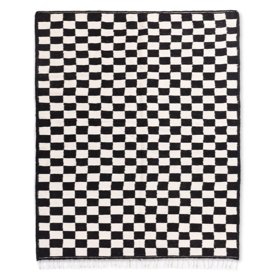 Kilim berbère Anergui beige et noir à damier — tapis kilim tissé à la main