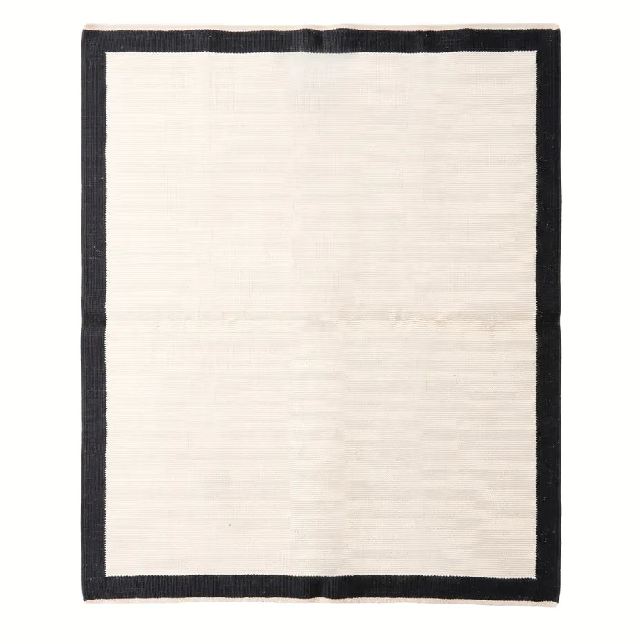 Kilim berbère Boumalne beige et noir uni — tapis kilim tissé à la main
