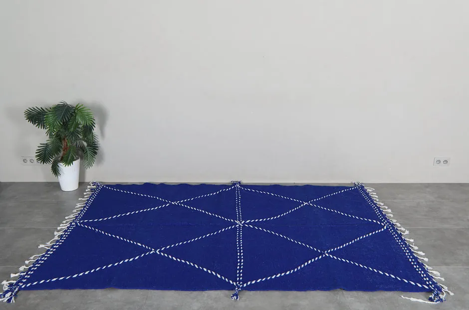 Kilim berbère Idir bleu uni, vue 4 sur 7