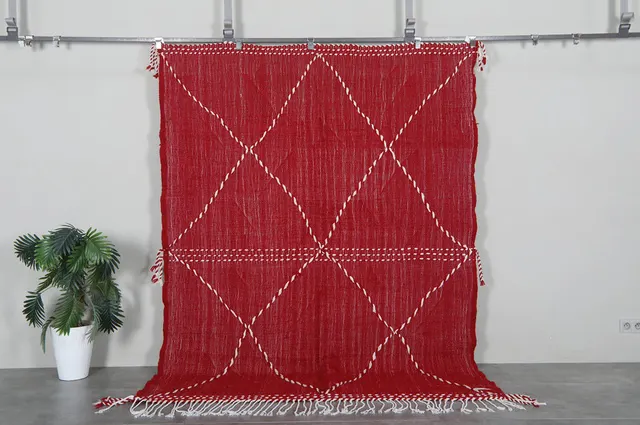 Kilim berbère Izza rouge uni — tapis kilim