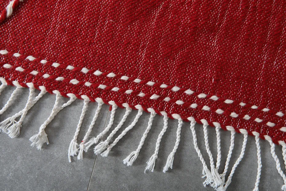 Kilim berbère Izza rouge uni, vue 6 sur 7