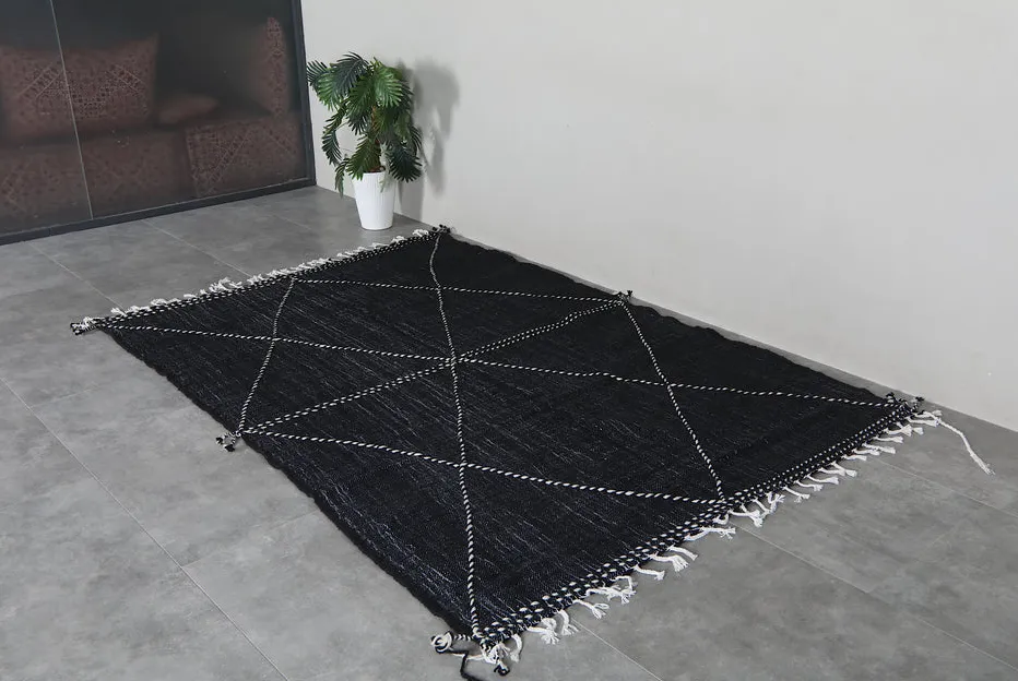 Kilim berbère Sifaw noir uni, vue 5 sur 7