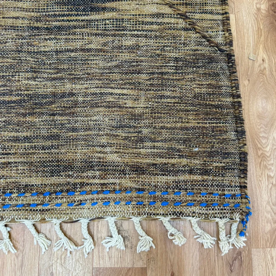 Kilim berbère Skoura marron, vue 3 sur 4