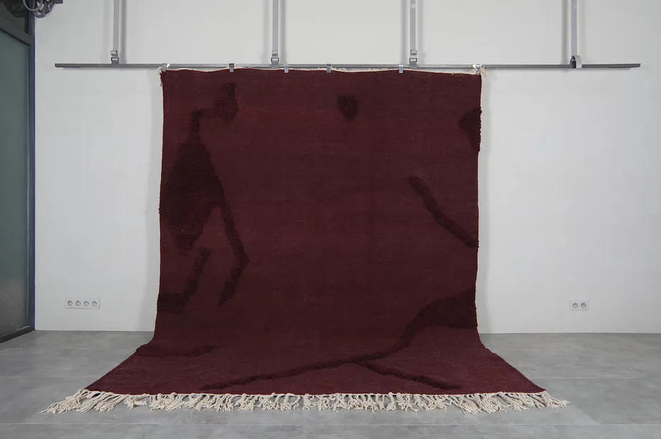 Kilim berbère Tala bordeaux, vue 3 sur 7