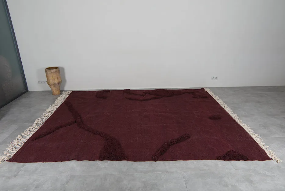 Kilim berbère Tala bordeaux, vue 4 sur 7