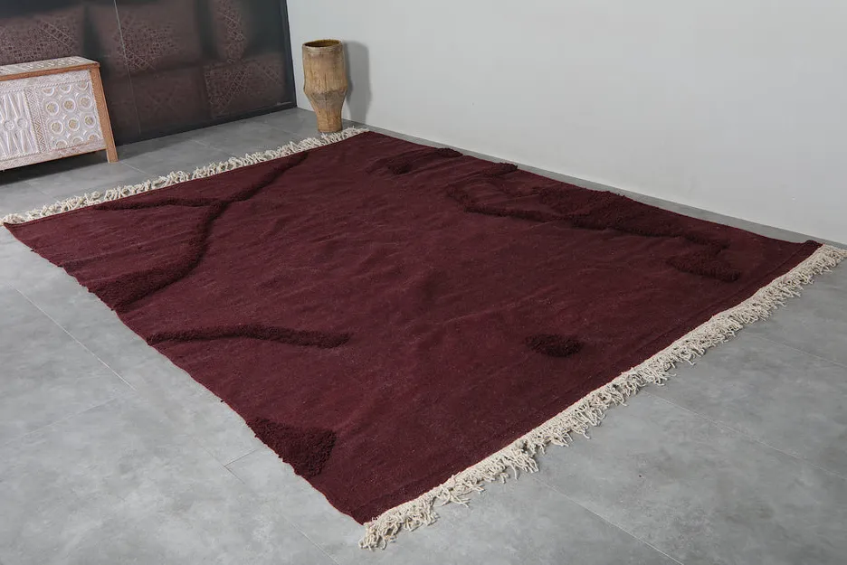 Kilim berbère Tala bordeaux, vue 5 sur 7