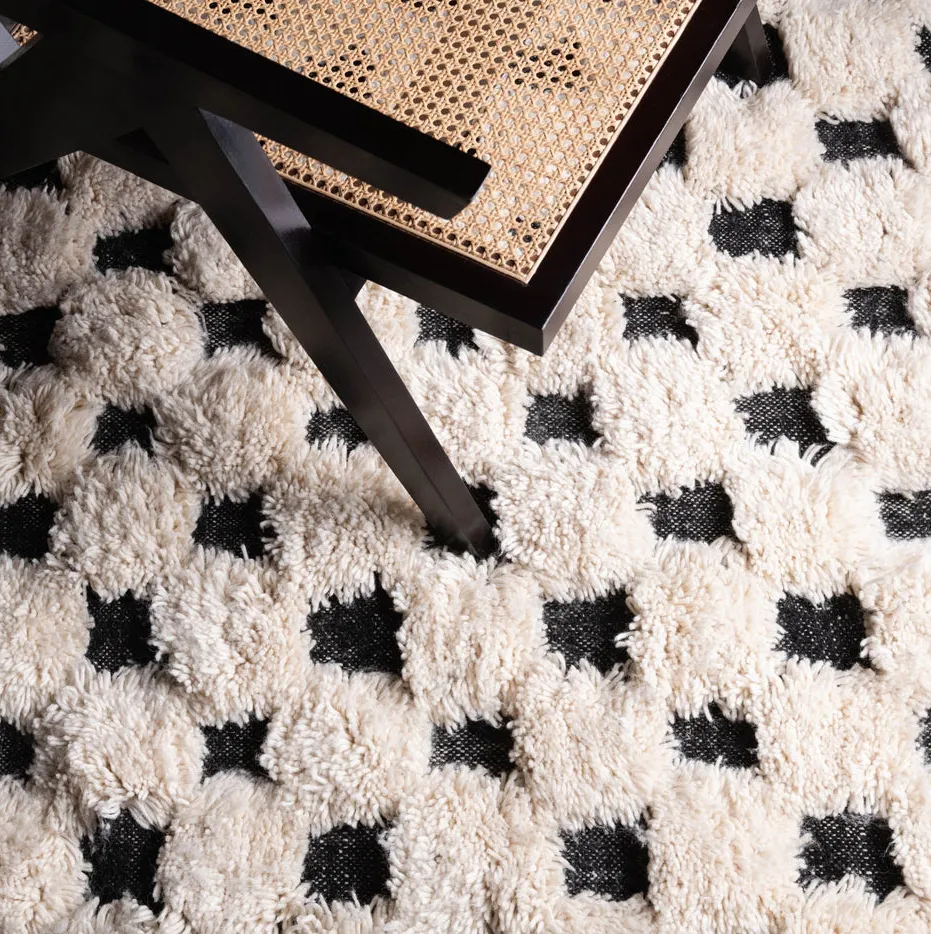 Tapis Beni Ouarain Aït-Bouguemez noir et blanc, vue 7 sur 7