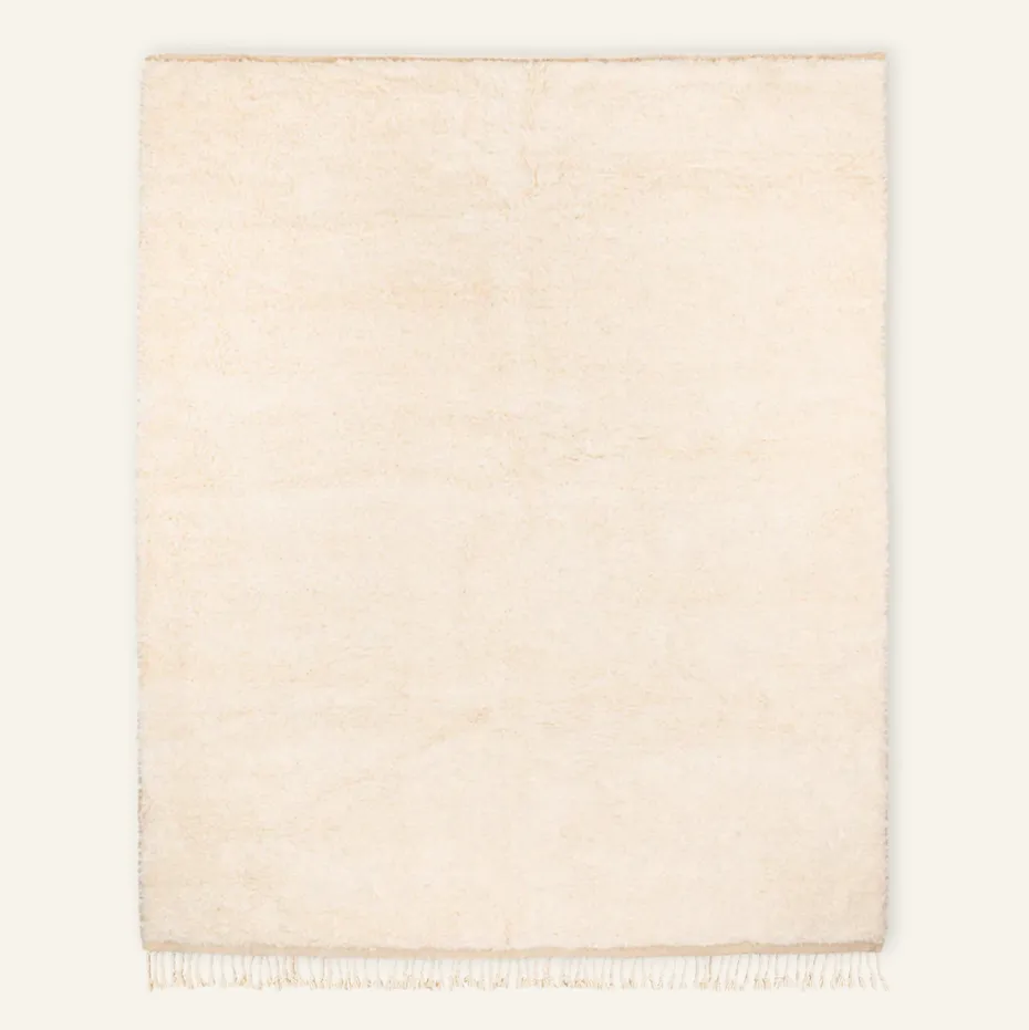 Tapis Beni Ouarain Akka beige et blanc — tapis beni ouarain tissé à la main