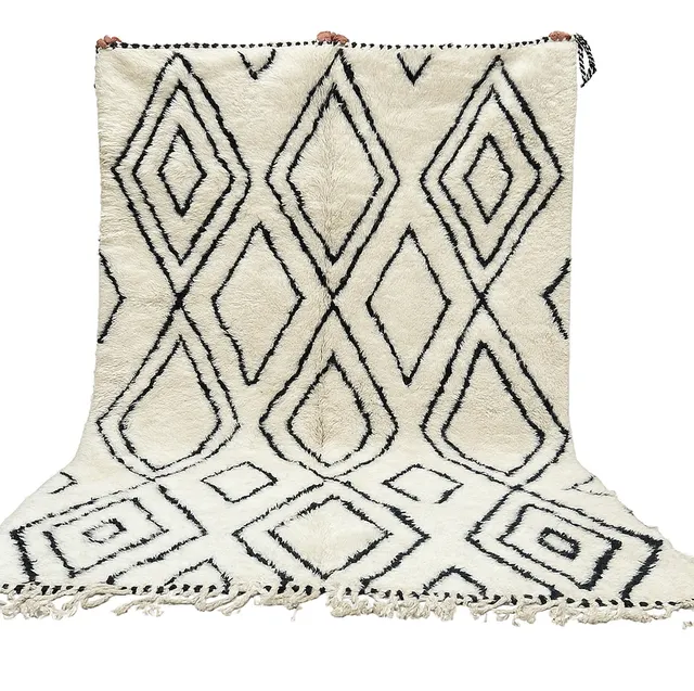 Tapis Beni Ouarain Aksoual noir et blanc — tapis beni ouarain