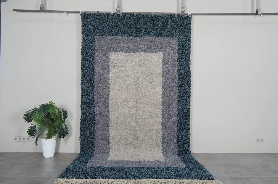 Tapis Beni Ouarain Ameln bleu et gris — tapis beni ouarain tissé à la main
