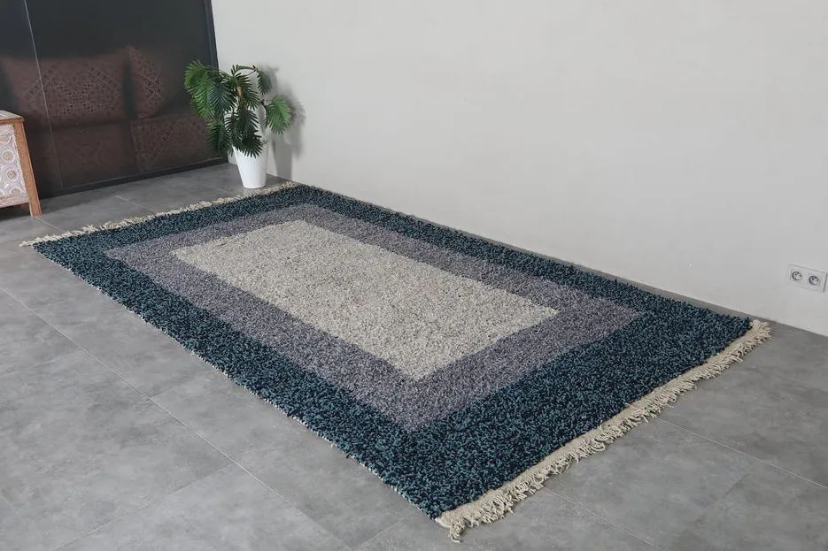 Tapis Beni Ouarain Ameln bleu et gris, vue 5 sur 7
