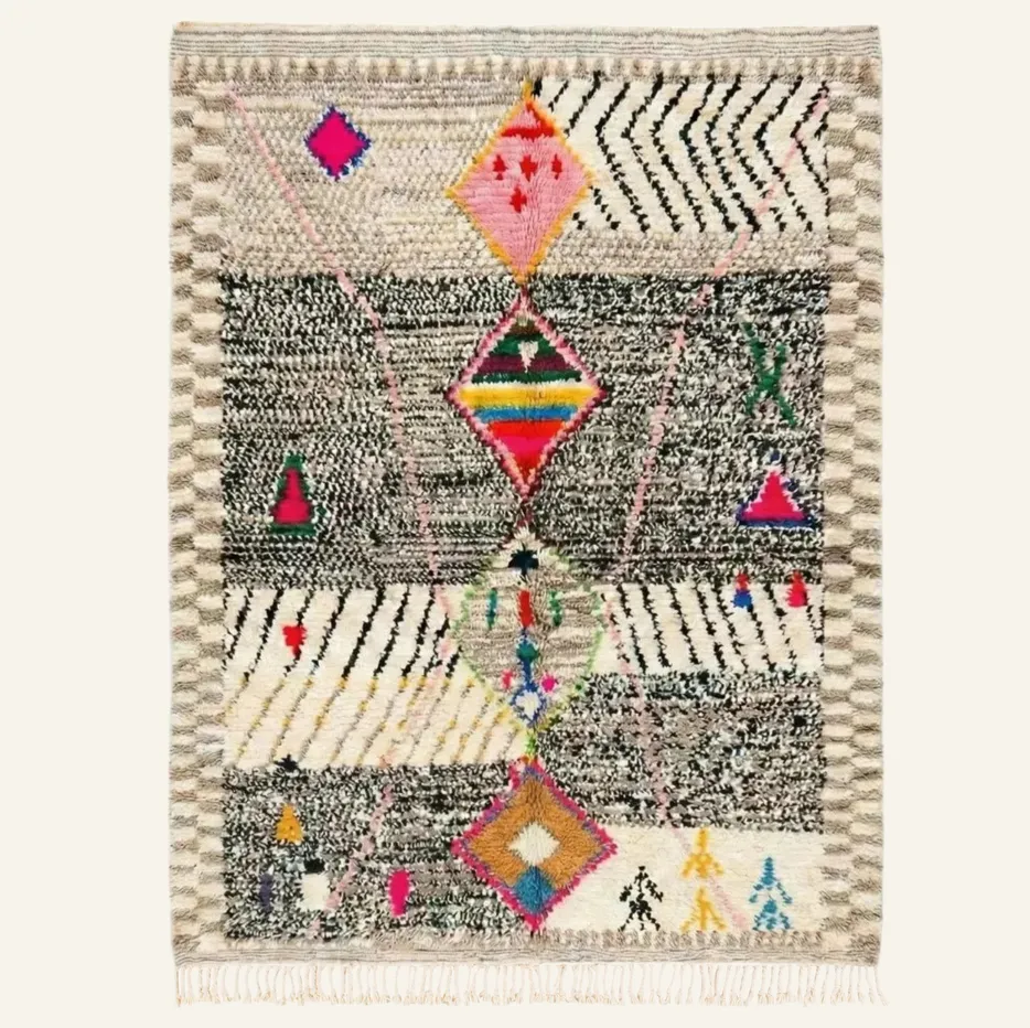 Tapis Beni Ouarain Debdou beige et blanc — tapis beni ouarain tissé à la main