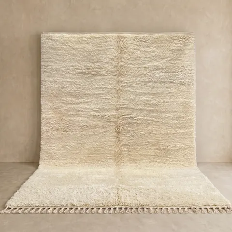 Tapis Beni Ouarain Ghdat crème uni — tapis beni ouarain