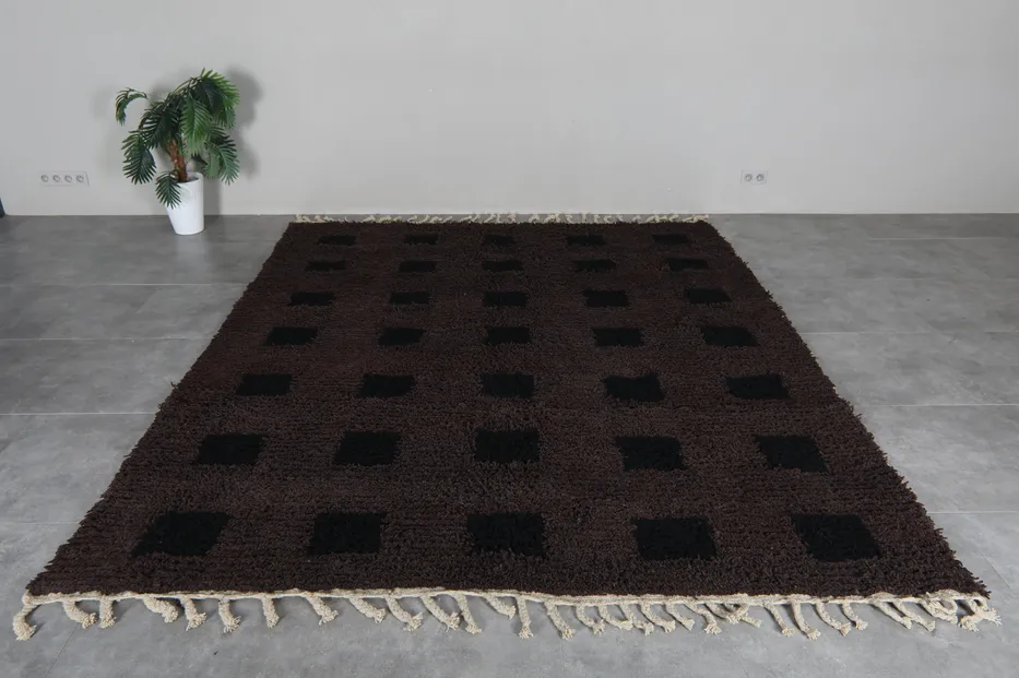Tapis Beni Ouarain Guelmim marron et noir, vue 3 sur 7