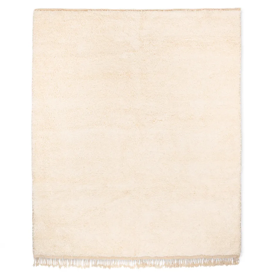Tapis Beni Ouarain Igherm beige et blanc uni — tapis beni ouarain tissé à la main
