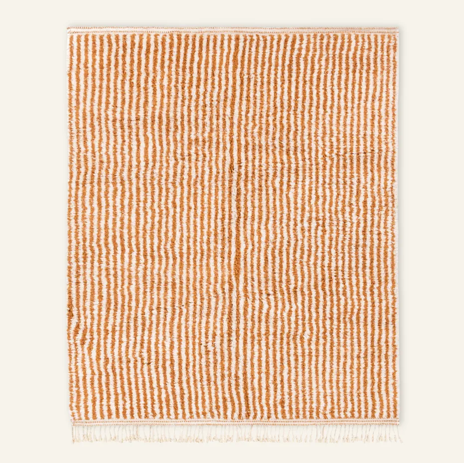 Tapis Beni Ouarain Isli beige et blanc — tapis beni ouarain tissé à la main