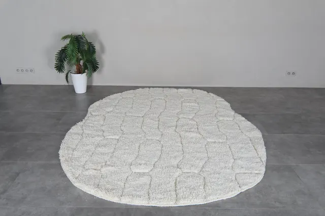 Tapis Beni Ouarain Khémisset crème aux motifs géométriques — tapis beni ouarain