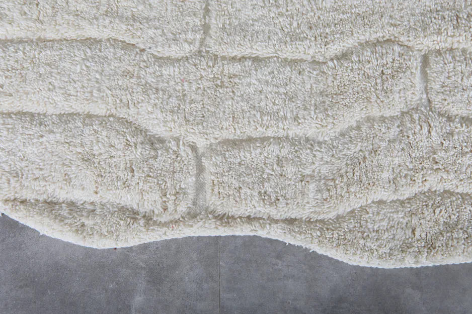 Tapis Beni Ouarain Khémisset crème aux motifs géométriques, vue 7 sur 7