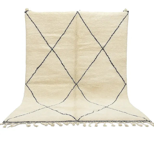 Tapis Beni Ouarain Ouanoukrim crème et noir à lignes — tapis beni ouarain