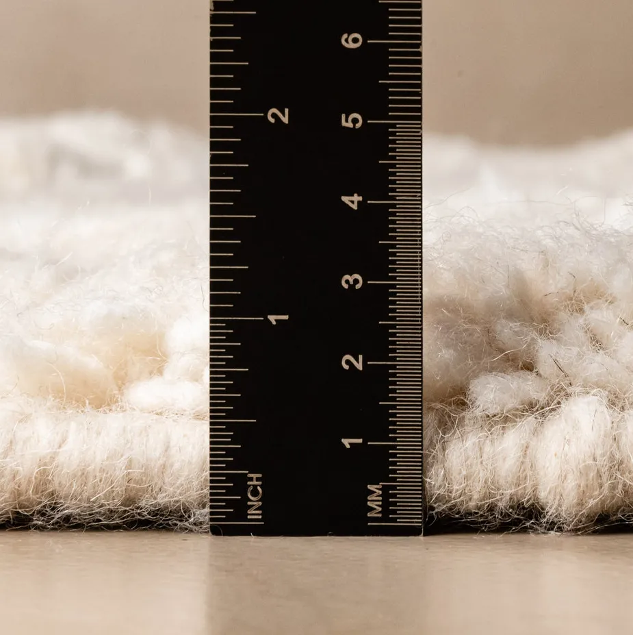 Tapis Beni Ouarain Oukaïmeden beige et blanc, vue 7 sur 7