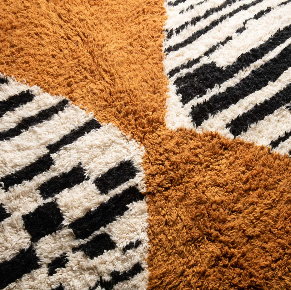 Tapis Beni Ouarain Oulmès orange, vue 3 sur 7