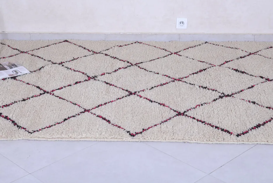 Tapis Beni Ouarain Ourika crème à losanges, vue 5 sur 7