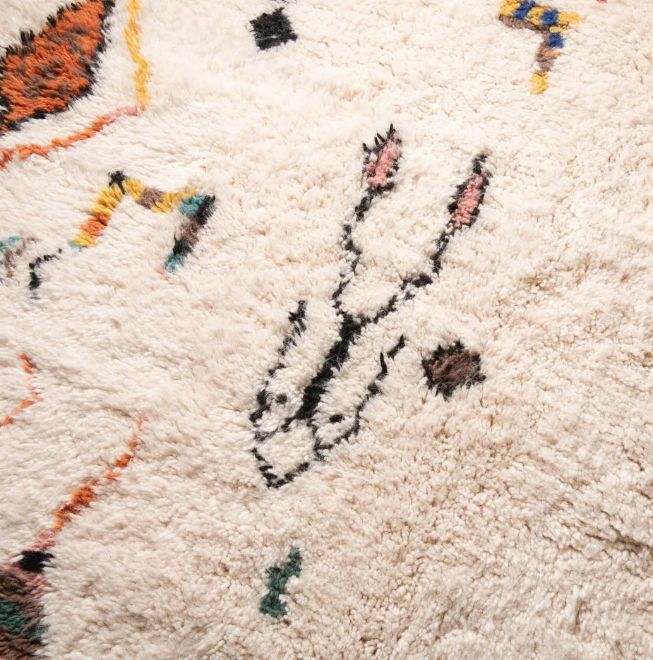 Tapis Beni Ouarain Taliouine beige et blanc, vue 3 sur 7