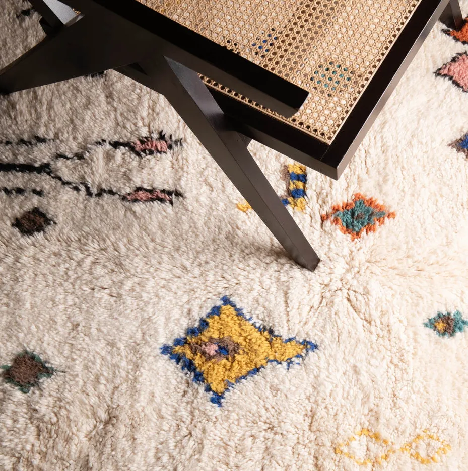Tapis Beni Ouarain Taliouine beige et blanc, vue 6 sur 7