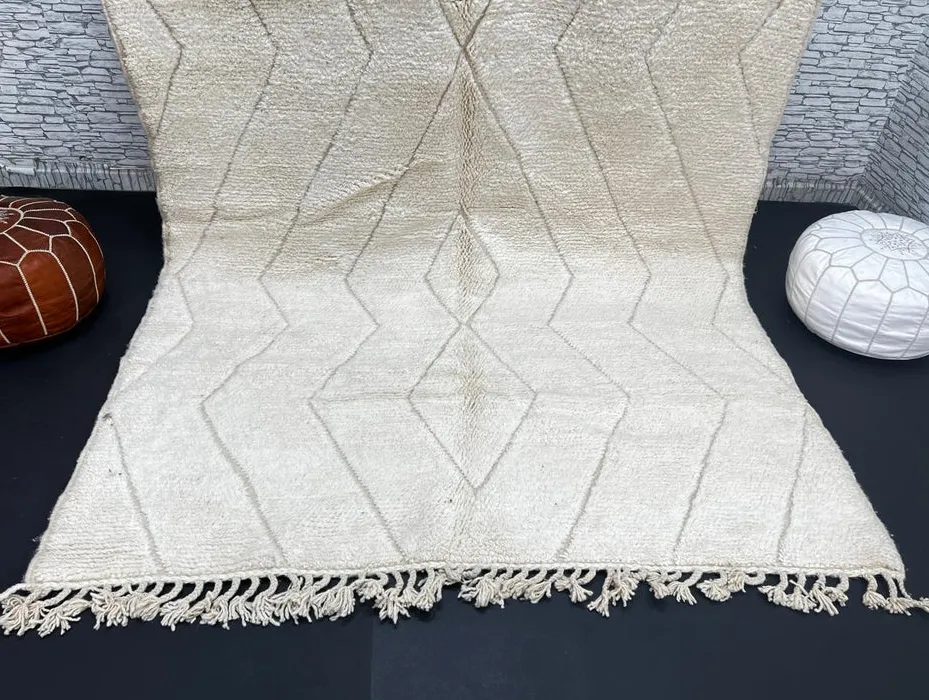 Tapis Beni Ouarain Tamurt beige à lignes, vue 4 sur 4