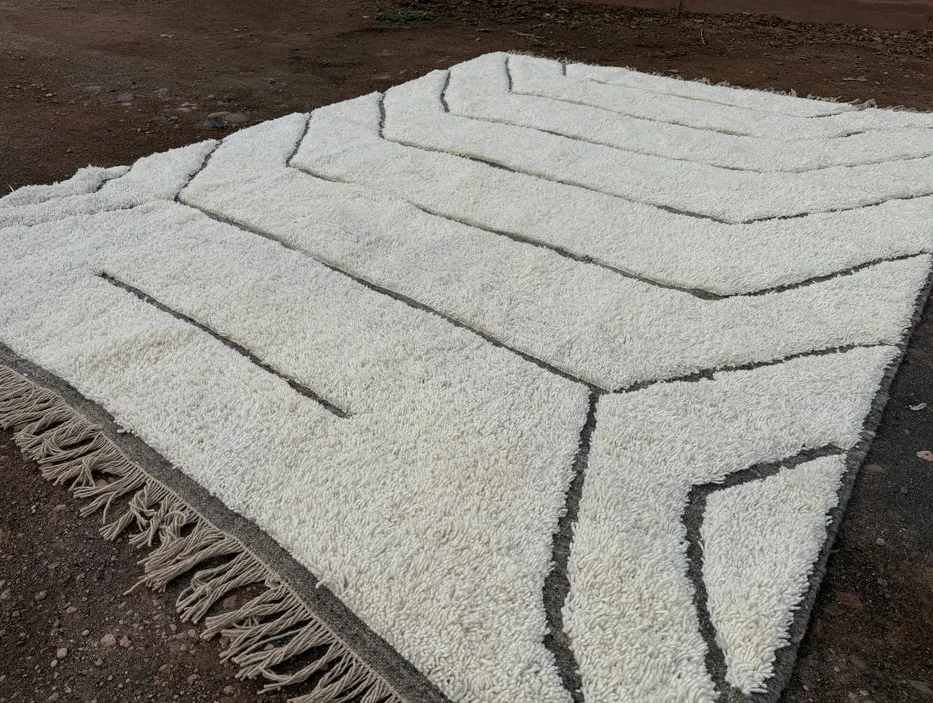 Tapis Beni Ouarain Tidirhine blanc, vue 4 sur 7