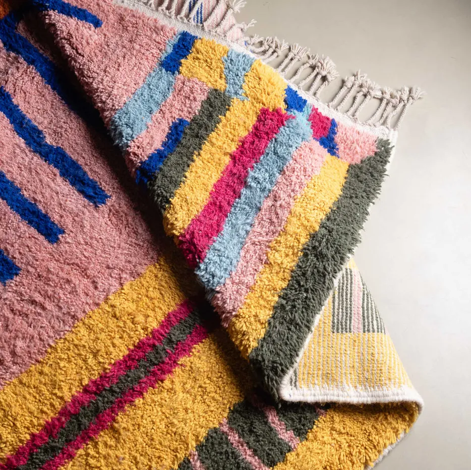 Tapis Beni Ouarain Tiflet orange et rose à rayures, vue 5 sur 7