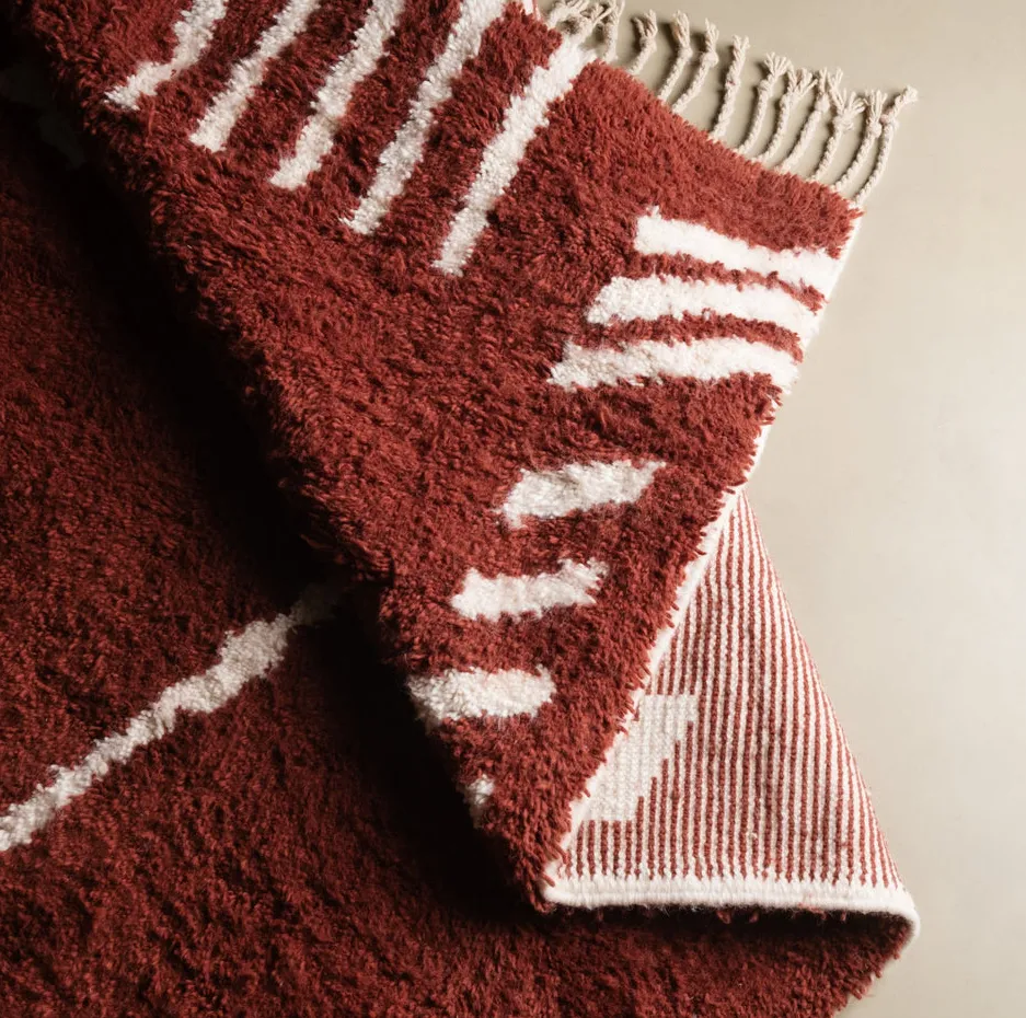 Tapis Beni Ouarain Tiflet rouge, vue 5 sur 7