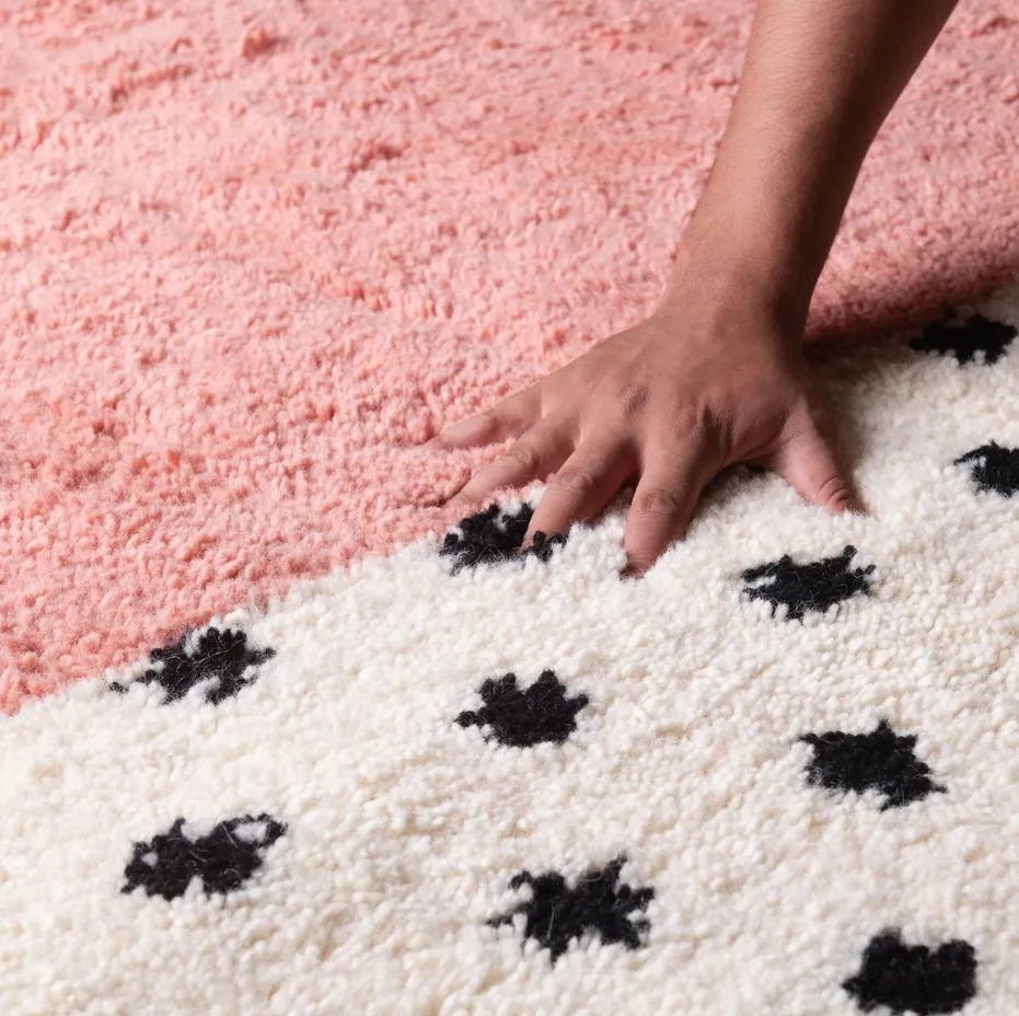 Tapis Beni Ouarain Tislit rose, vue 7 sur 7