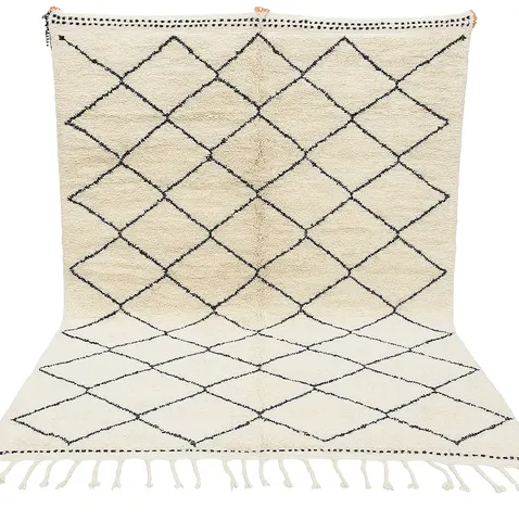 Tapis Beni Ouarain Ziz noir et blanc à losanges — tapis beni ouarain