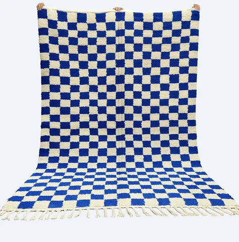 Tapis berbère Adrar bleu à damier — tapis berbères contemporains