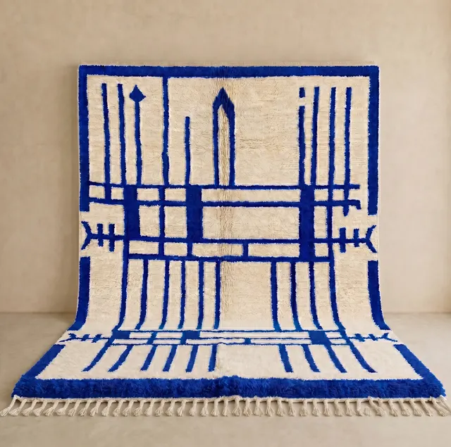 Tapis berbère Afennourir bleu aux motifs géométriques — tapis berbères contemporains