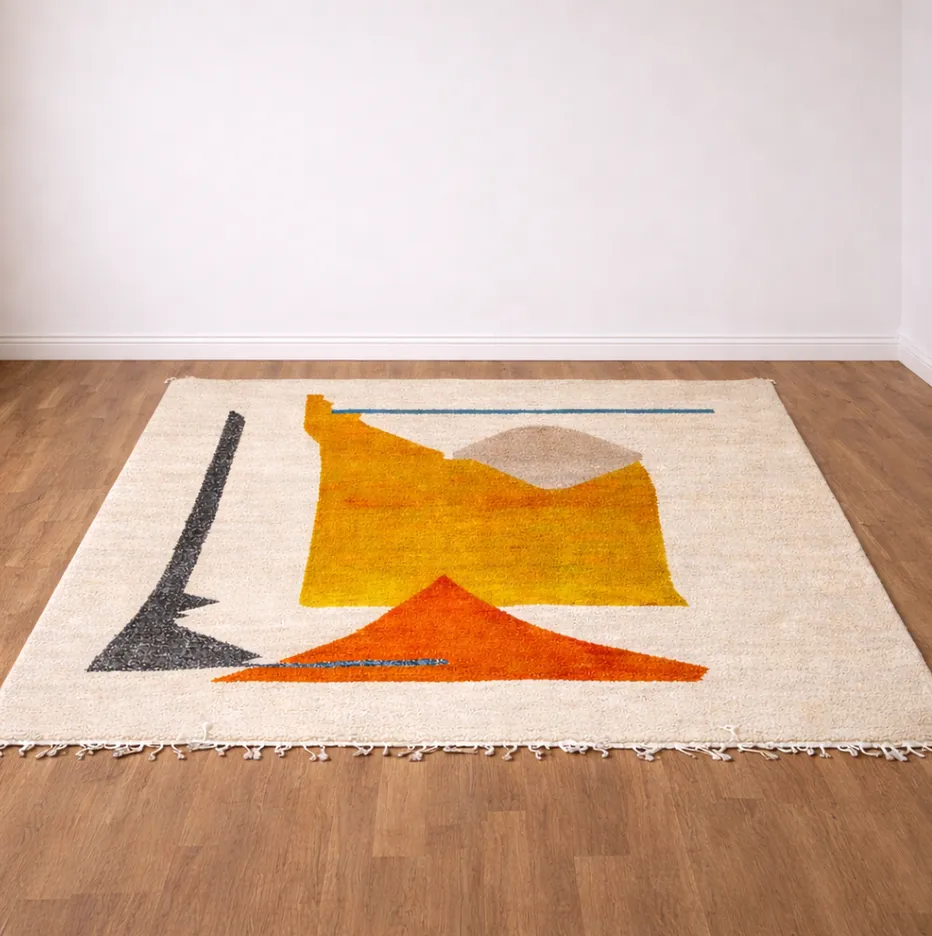 Tapis berbère Aksel moutarde et terracotta aux motifs géométriques, vue 4 sur 4
