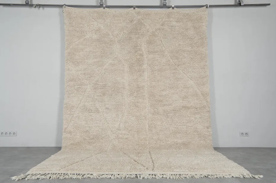 Tapis berbère Aksoual beige, vue 3 sur 7