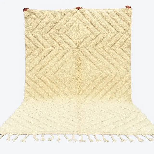 Tapis berbère Aman beige aux motifs géométriques — tapis berbères contemporains
