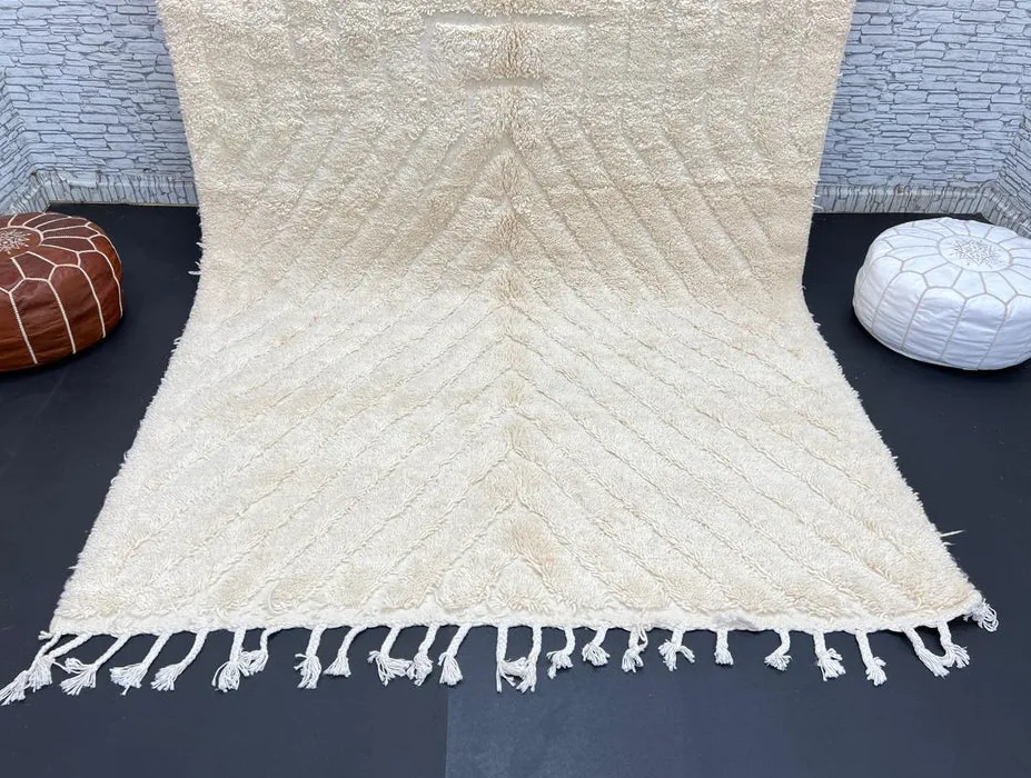 Tapis berbère Aman beige aux motifs géométriques, vue 3 sur 4