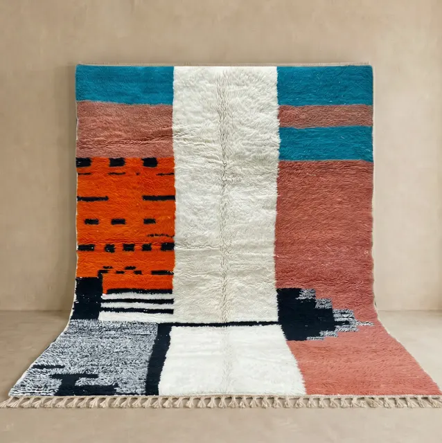Tapis berbère Anezi multicolore au dessin abstrait — tapis berbères contemporains