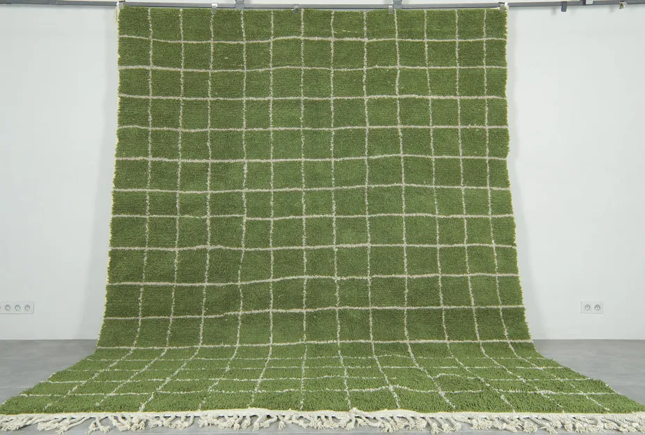 Tapis berbère Anghomar vert à damier, vue 3 sur 7