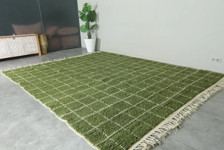 Tapis berbère Anghomar vert à damier, vue 5 sur 7