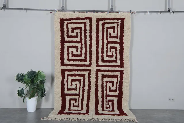 Tapis berbère Anir crème et bordeaux aux motifs géométriques — tapis berbères contemporains