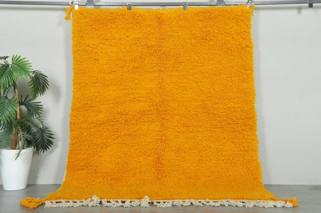 Tapis berbère Bounaceur moutarde et jaune — tapis berbères contemporains