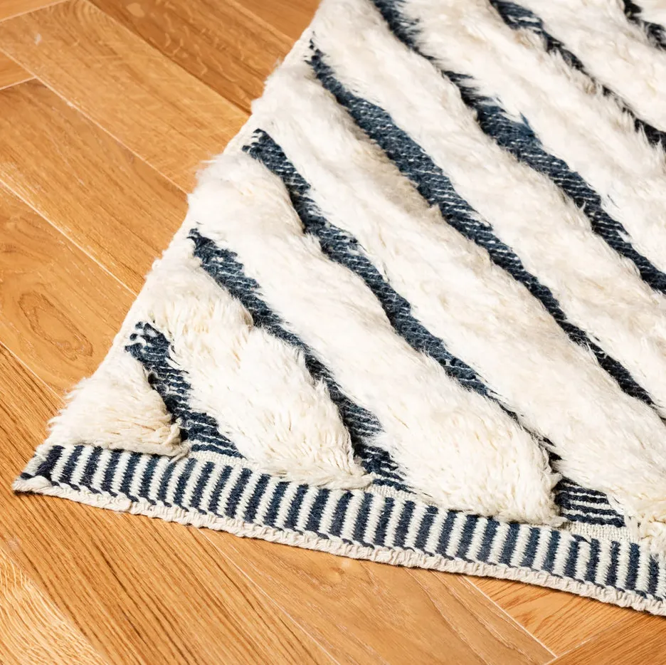 Tapis berbère Chefchaouen crème à losanges, vue 3 sur 4