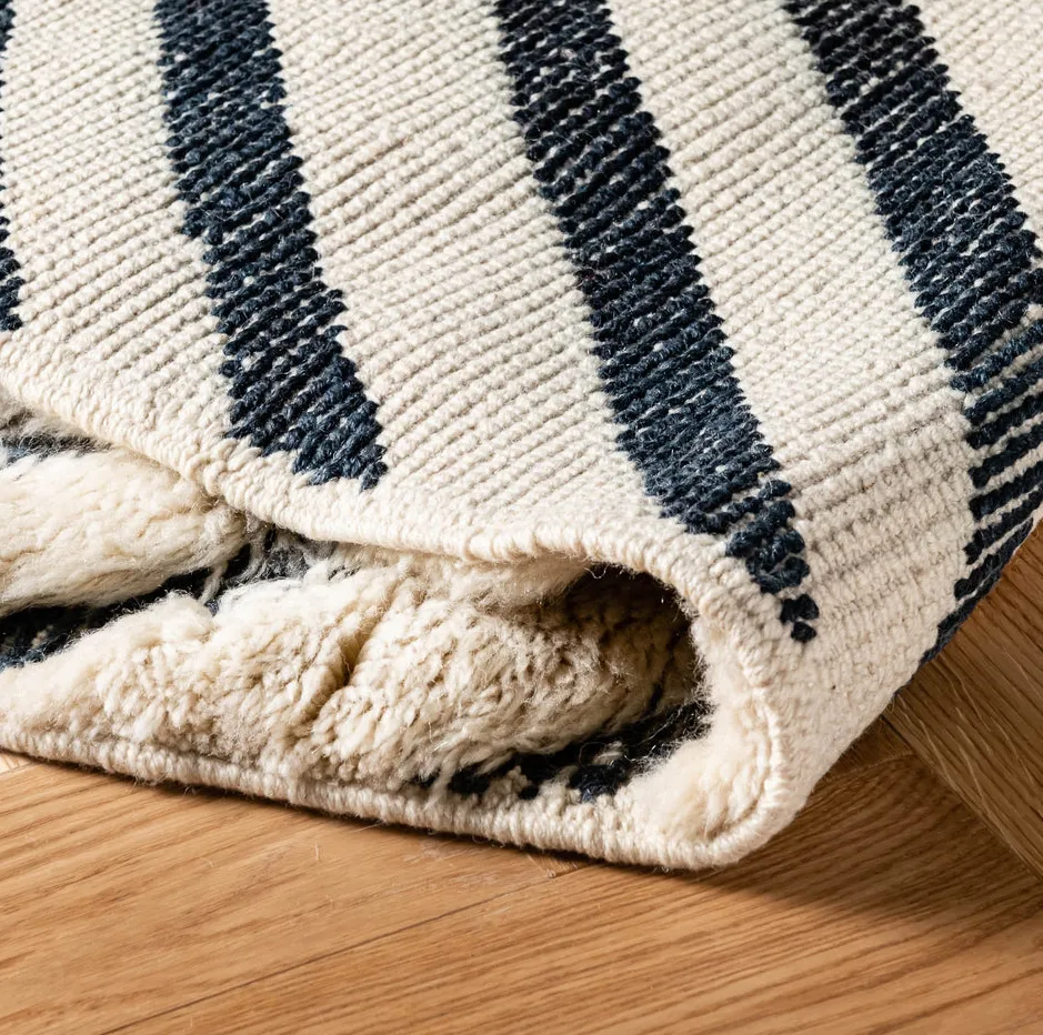 Tapis berbère Chefchaouen crème à losanges, vue 4 sur 4