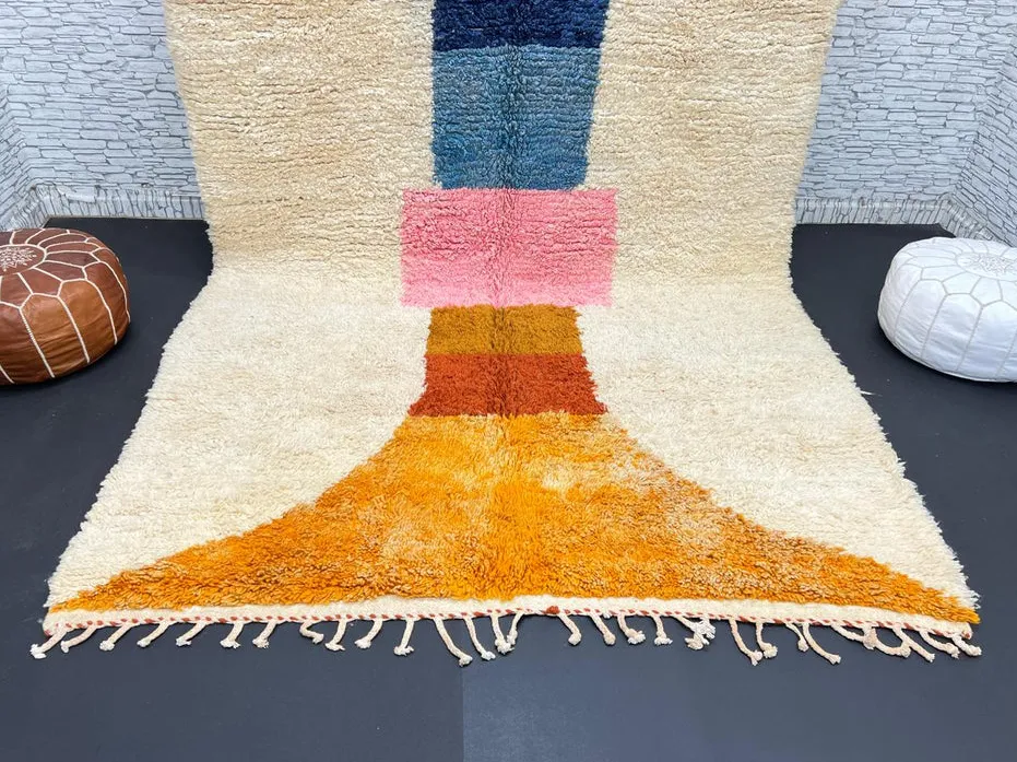 Tapis berbère Dadès au dessin abstrait, vue 3 sur 4