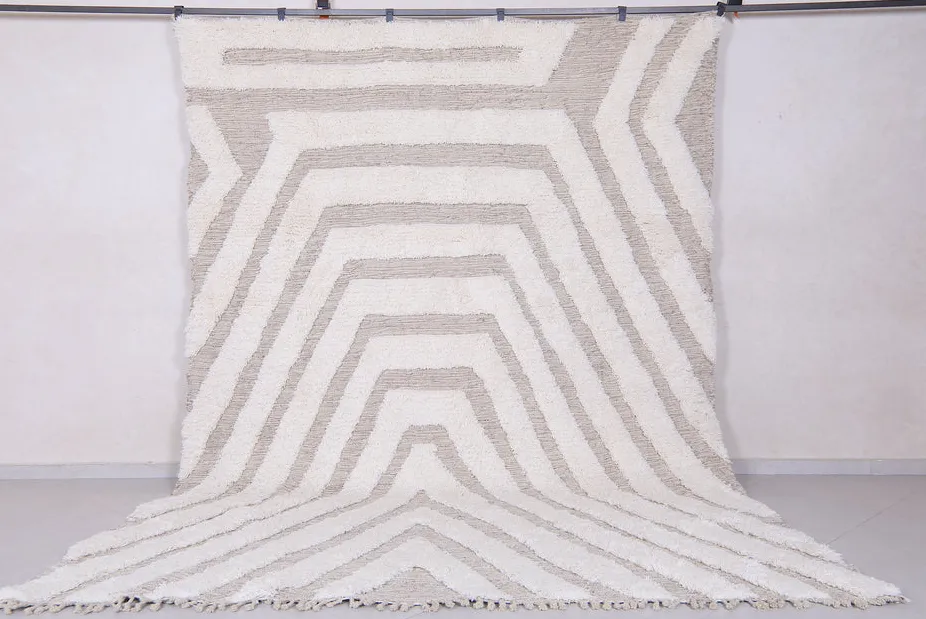 Tapis berbère Gaya crème et beige aux motifs géométriques, vue 5 sur 7